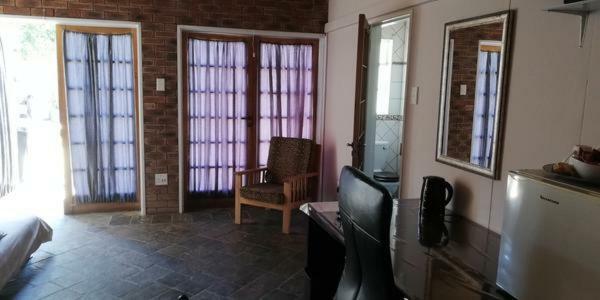 Anandi Guesthouse מריינטל מראה חיצוני תמונה
