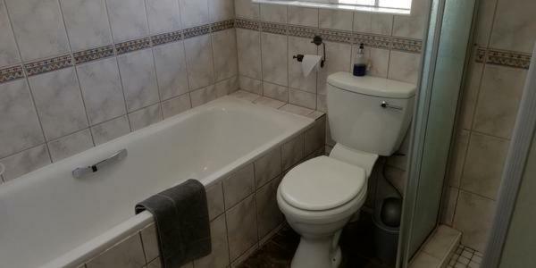 Anandi Guesthouse מריינטל מראה חיצוני תמונה